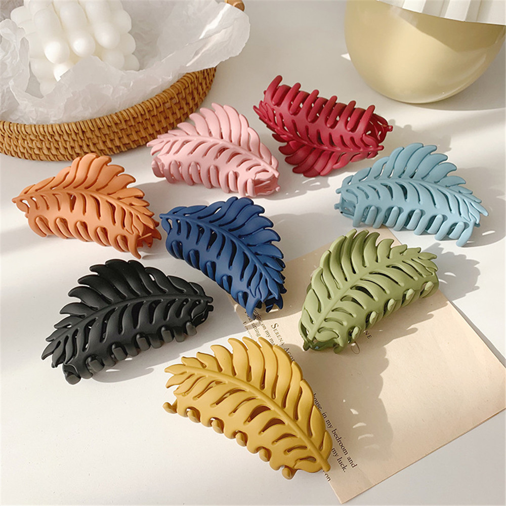 Solid Color Claw Clip Large Ba - огляд і ціна Hair Spa Wellness